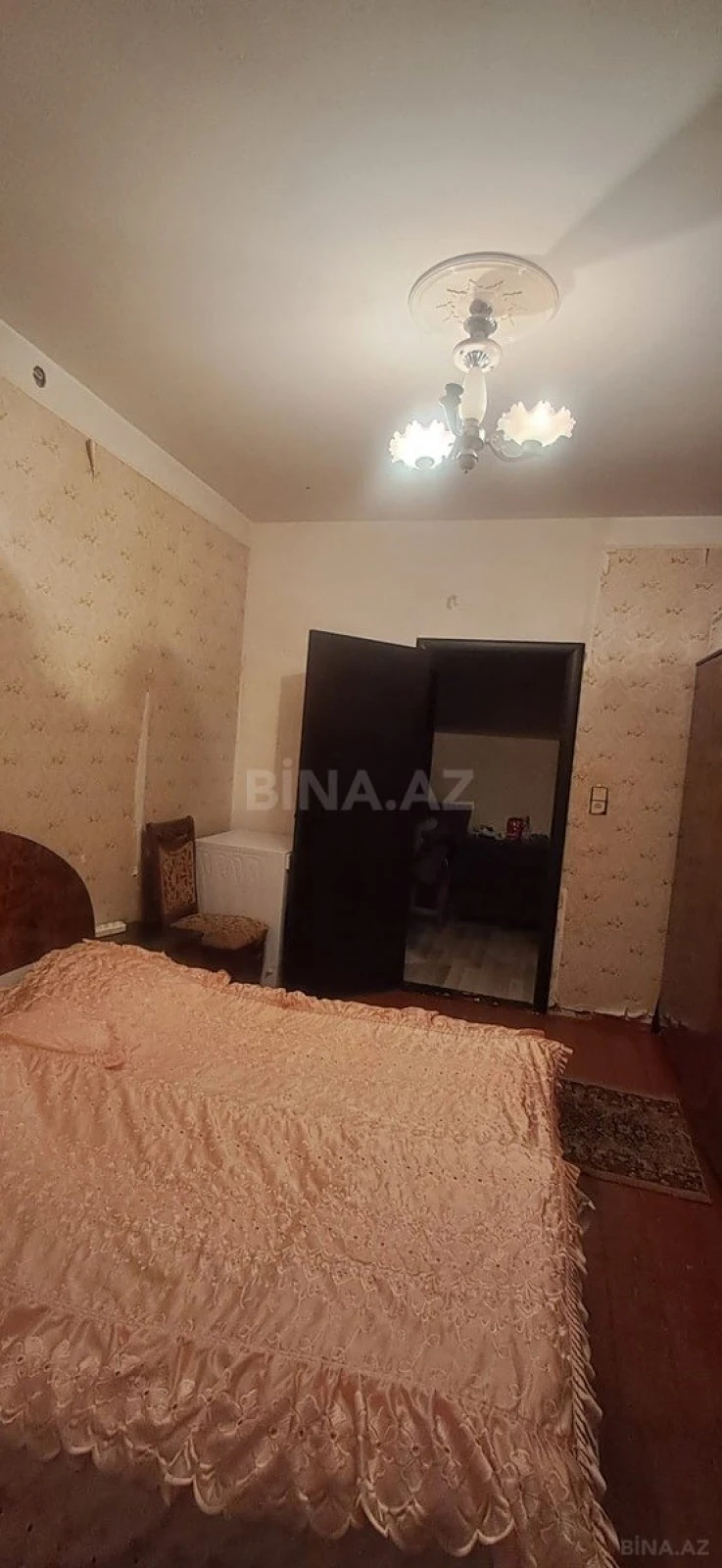 Satılır 2 otaqlı mənzil 65 m²