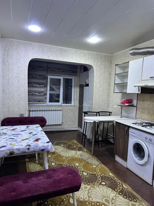 Kirayə verilir 2 otaqlı mənzil 65 m²