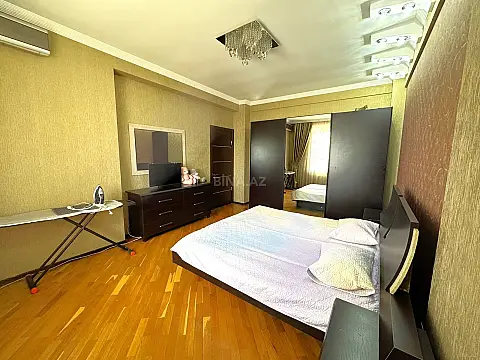 Kirayə verilir 2 otaqlı mənzil 110 m²