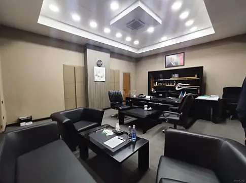 Kirayə verilir 5 otaqlı ofis 200 m² — Bakı 5 otaq 200.00 m²