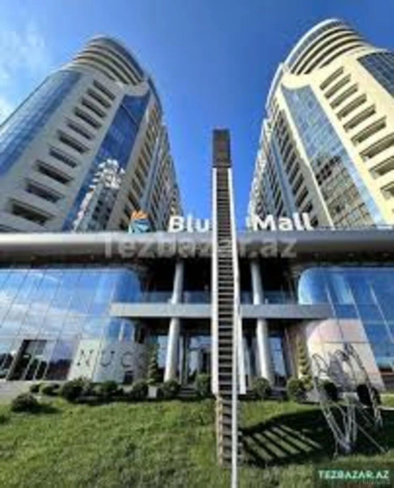 Satılır 4 otaqlı mənzil 200 m²