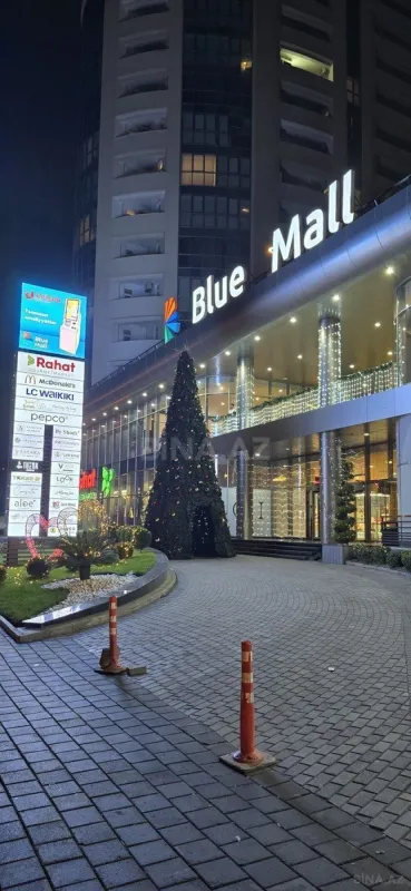 Satılır 4 otaqlı mənzil 200 m²