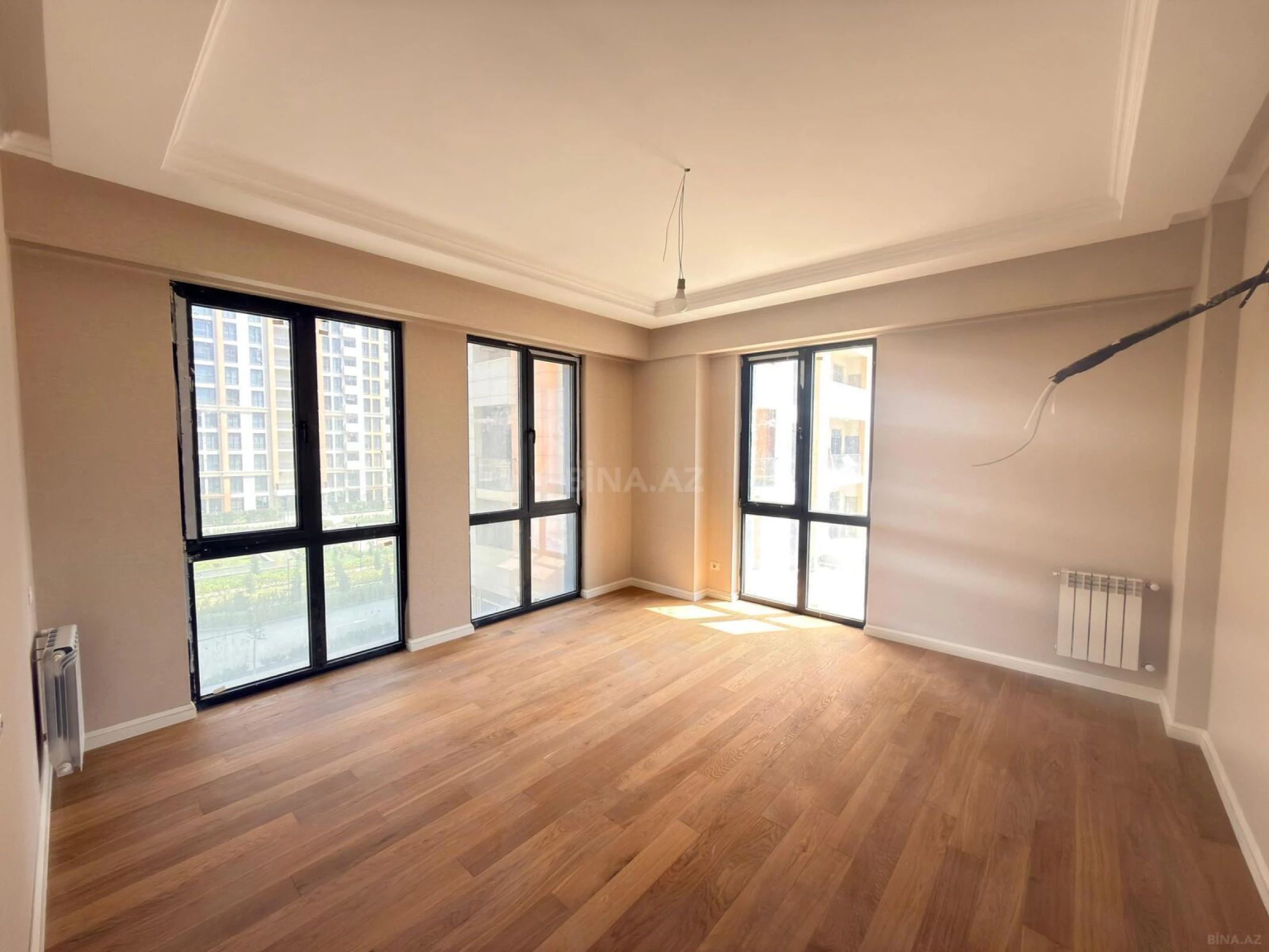 Satılır 3 otaqlı mənzil 83 m²