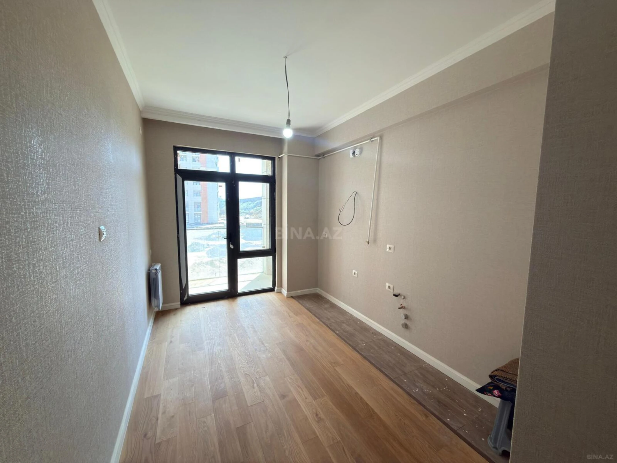 Satılır 3 otaqlı mənzil 83 m²