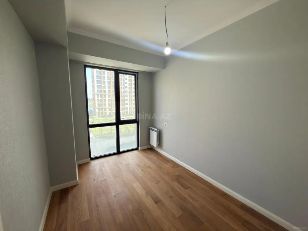 Satılır 3 otaqlı mənzil 83 m²