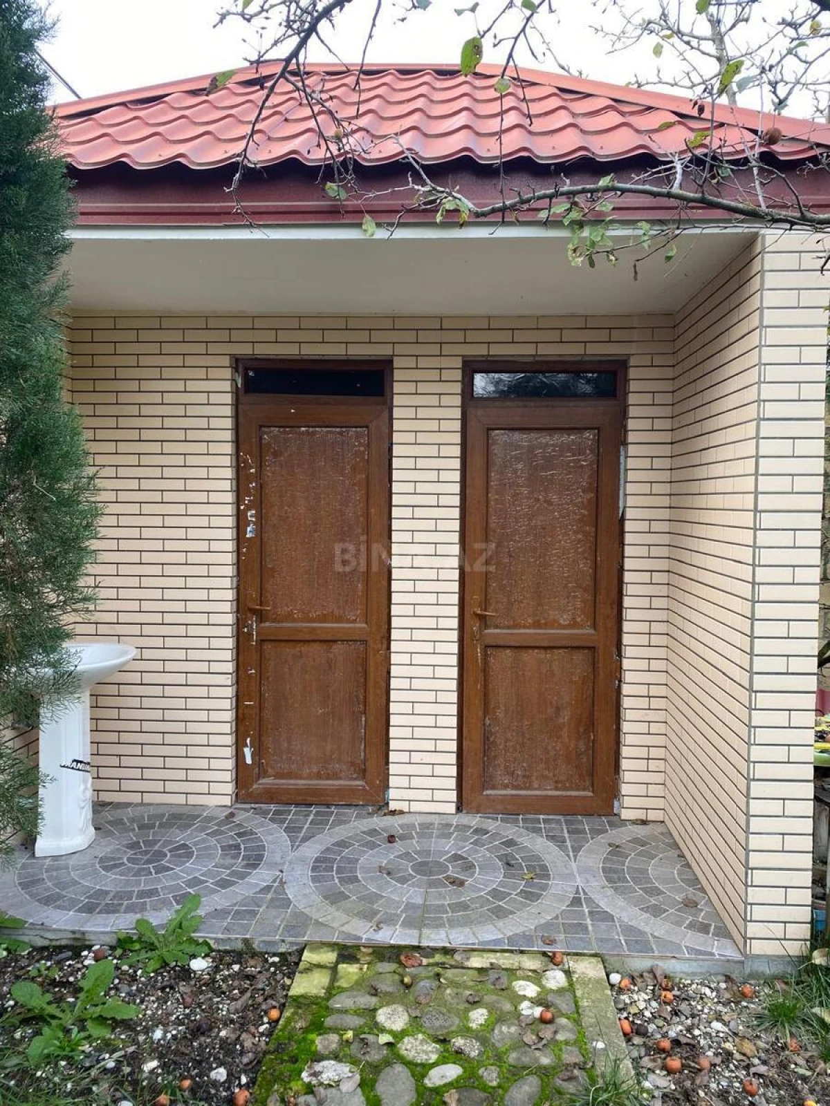 Satılır 6 otaqlı həyət evi 480 m²