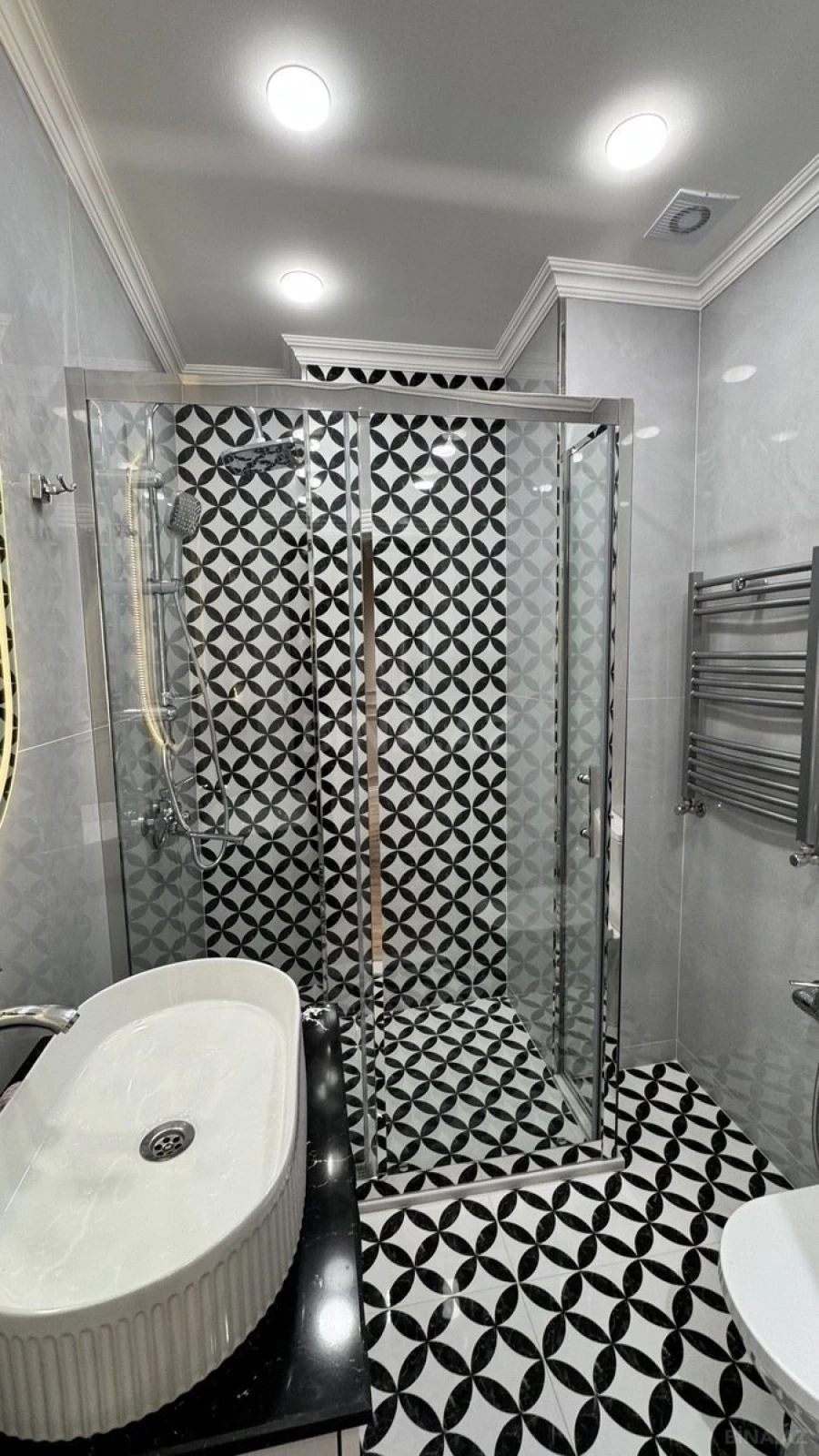 Satılır 2 otaqlı mənzil 55 m²
