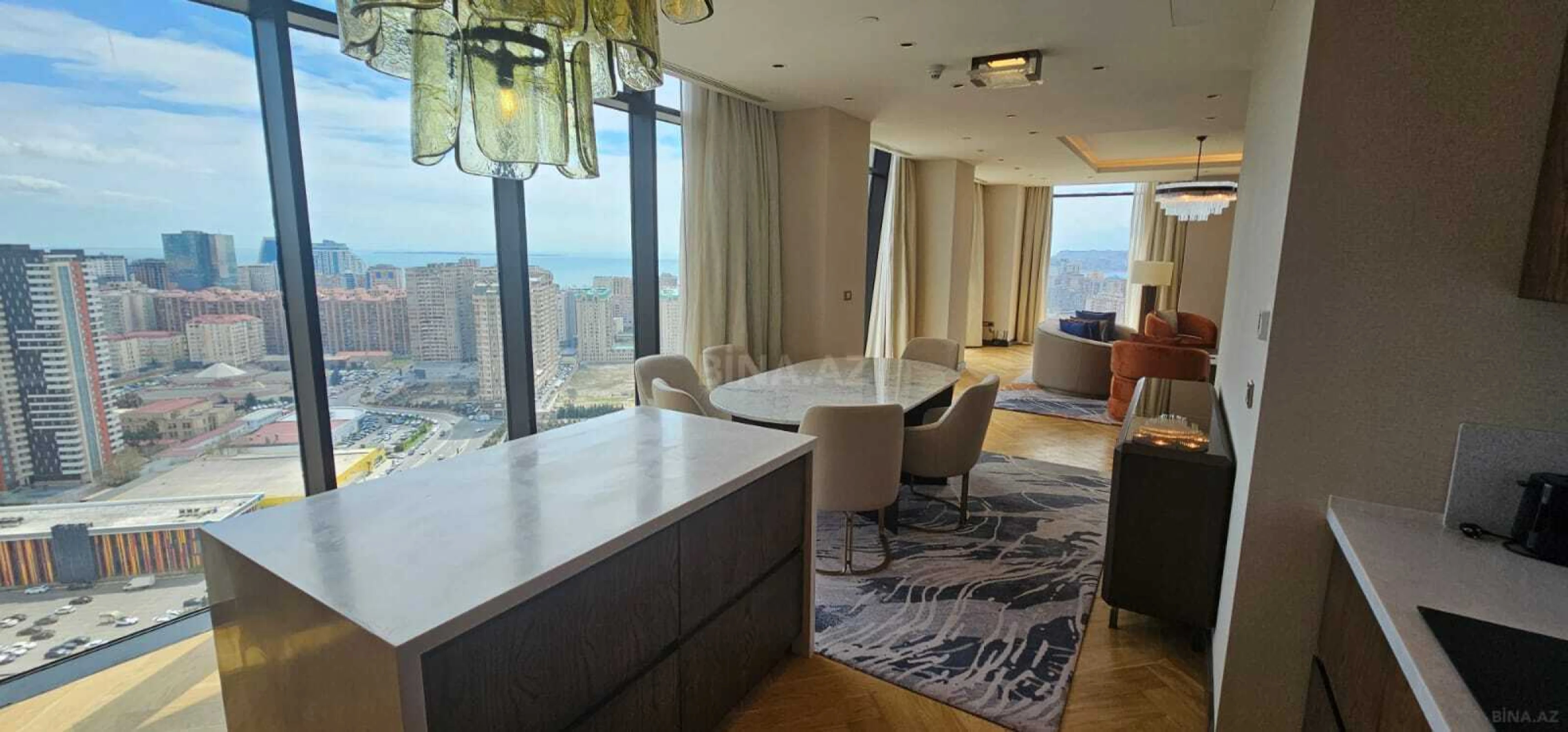 Kirayə verilir 3 otaqlı mənzil 165 m²