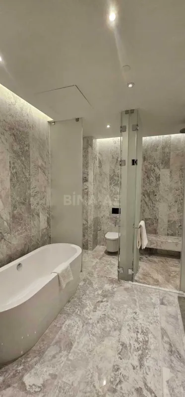 Kirayə verilir 3 otaqlı mənzil 165 m²