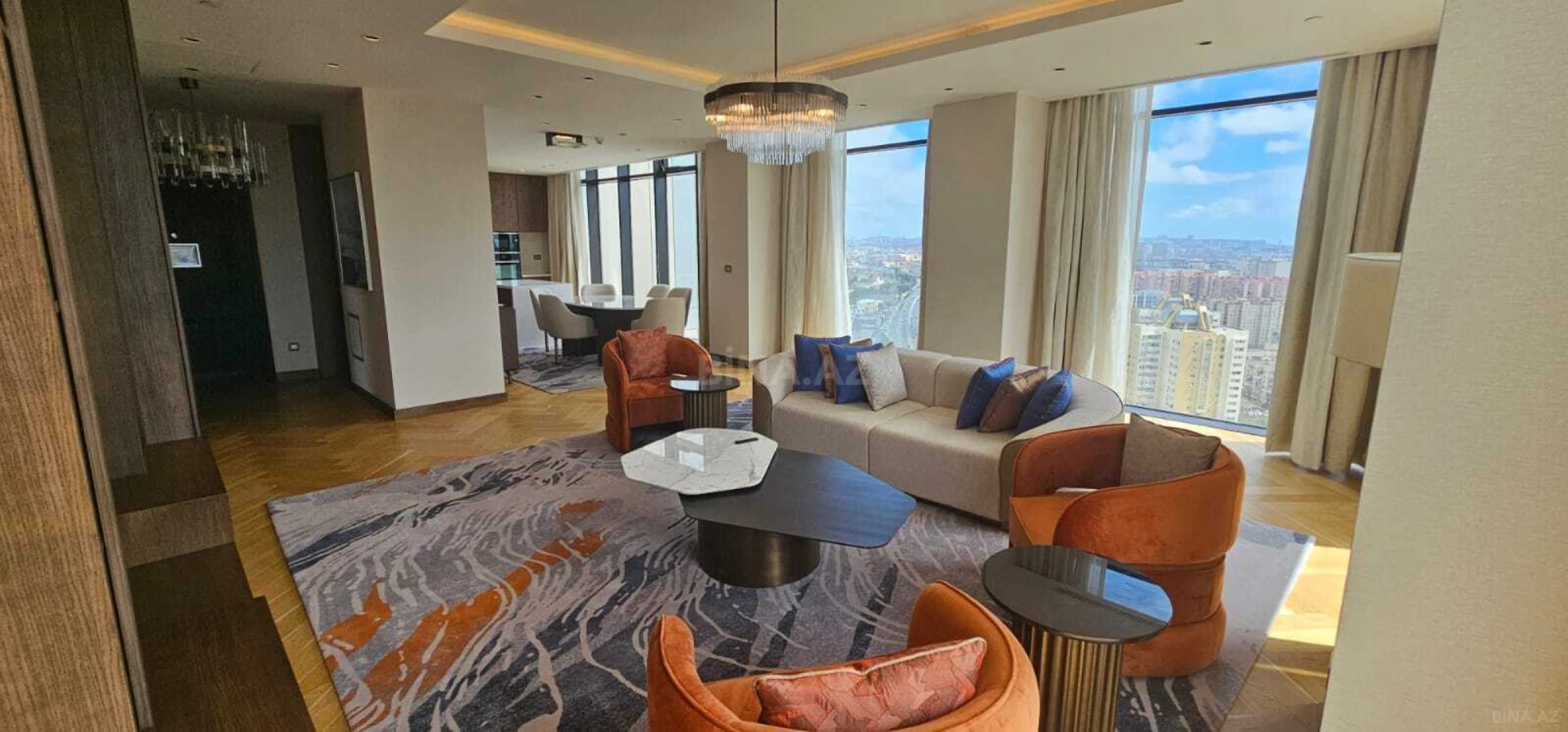 Kirayə verilir 3 otaqlı mənzil 165 m²
