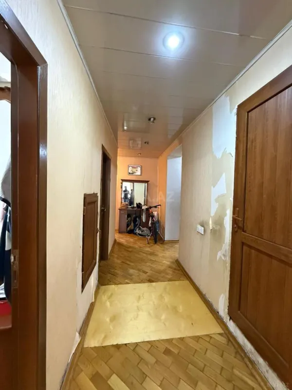 Satılır 3 otaqlı mənzil 95 m²