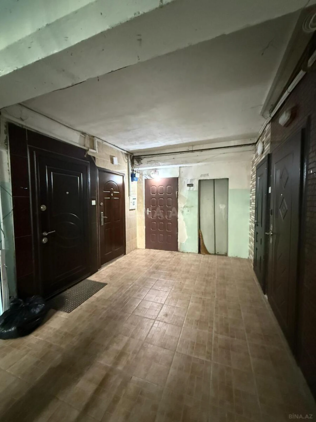 Satılır 3 otaqlı mənzil 95 m²