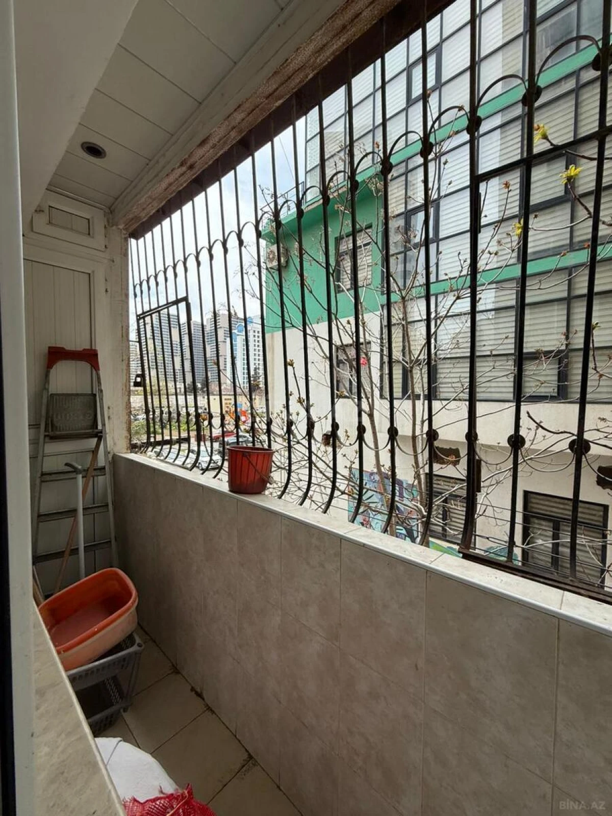 Satılır 3 otaqlı mənzil 95 m²