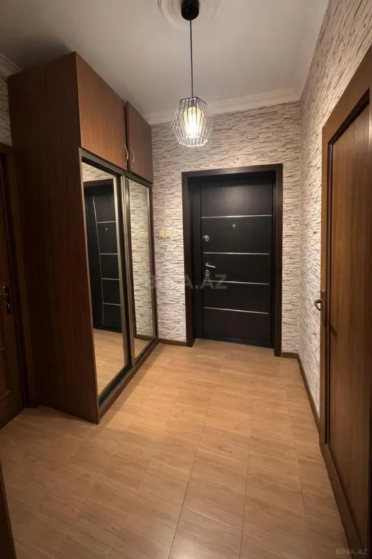 Satılır 2 otaqlı mənzil 42 m²