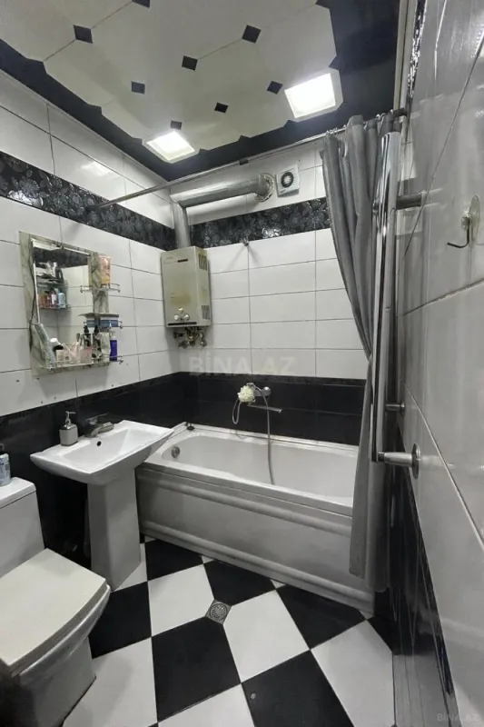 Satılır 2 otaqlı mənzil 42 m²