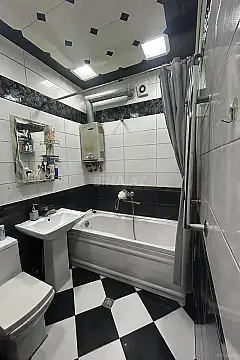 Satılır 2 otaqlı mənzil 42 m²