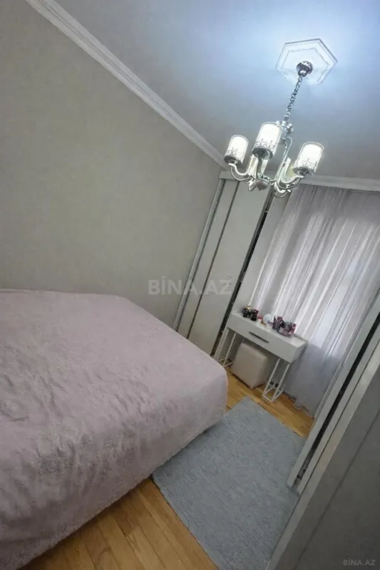 Satılır 2 otaqlı mənzil 42 m²