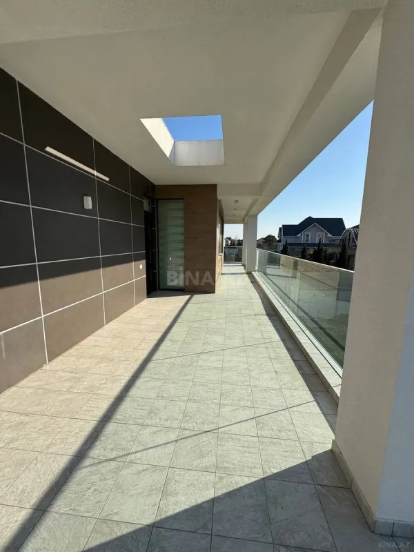 Satılır 6 otaqlı həyət evi 400 m²