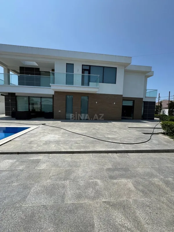 Satılır 6 otaqlı həyət evi 400 m²
