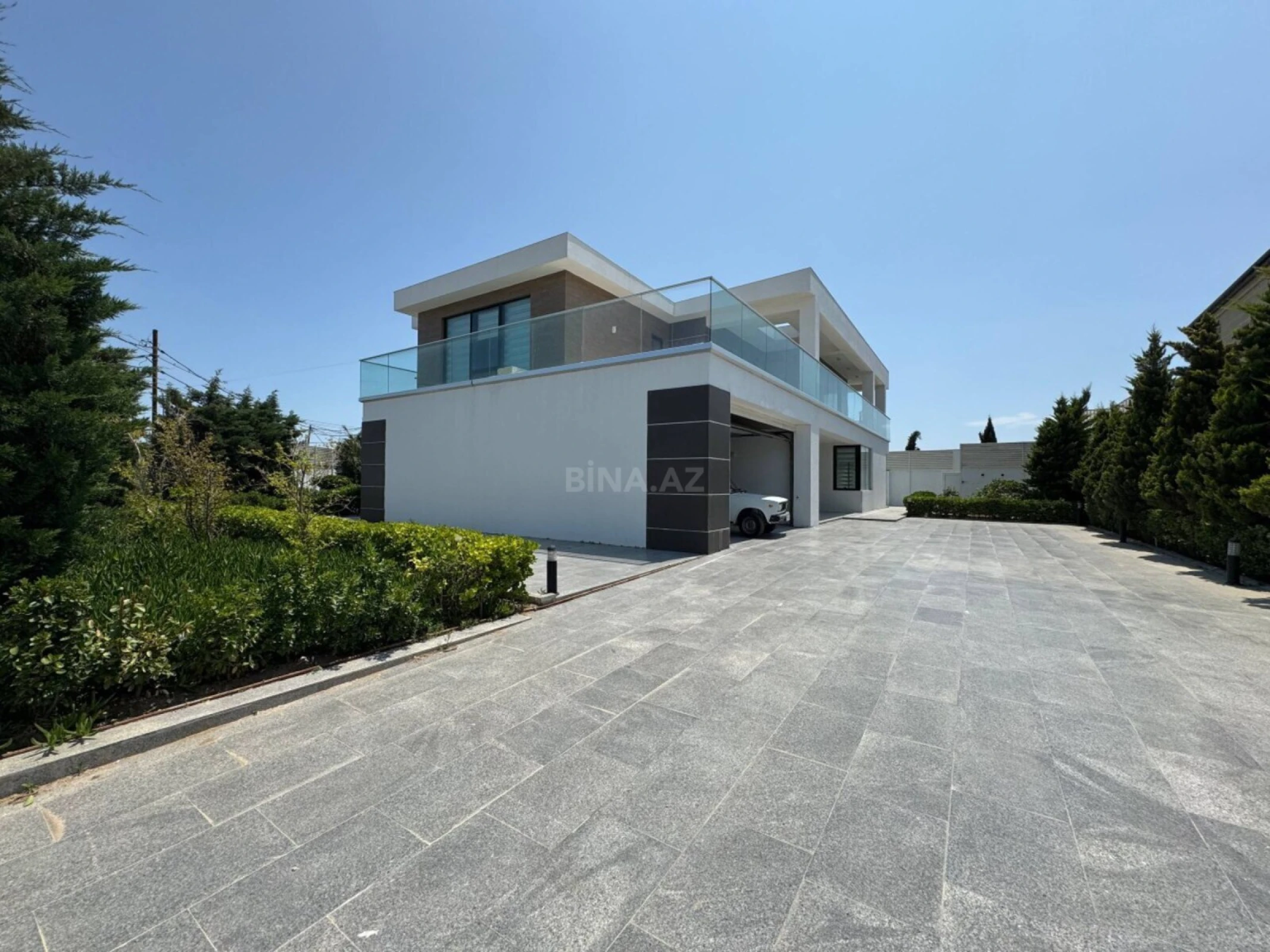 Satılır 6 otaqlı həyət evi 400 m²