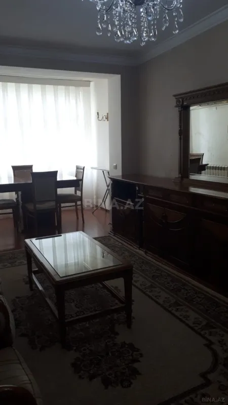 Kirayə verilir 2 otaqlı mənzil 50 m²