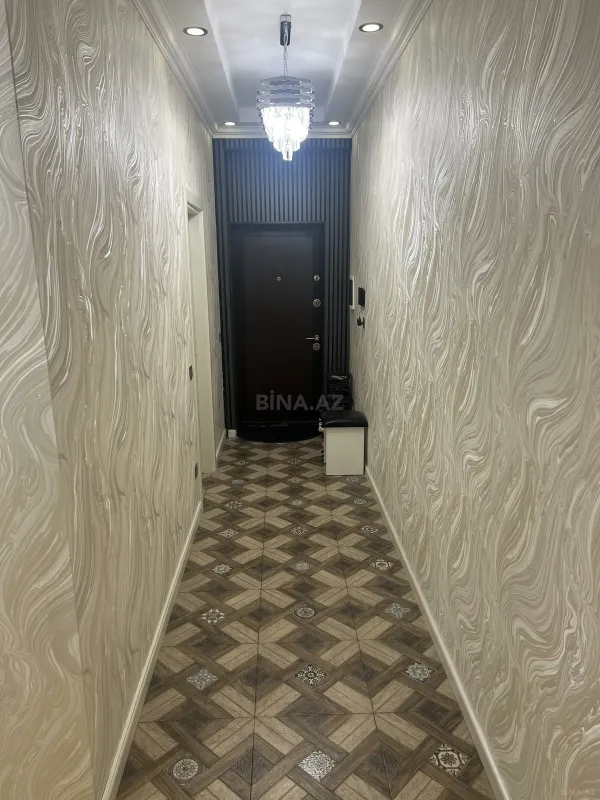 Satılır 4 otaqlı mənzil 156 m²