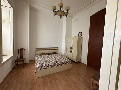 Kirayə verilir 2 otaqlı mənzil 65 m²