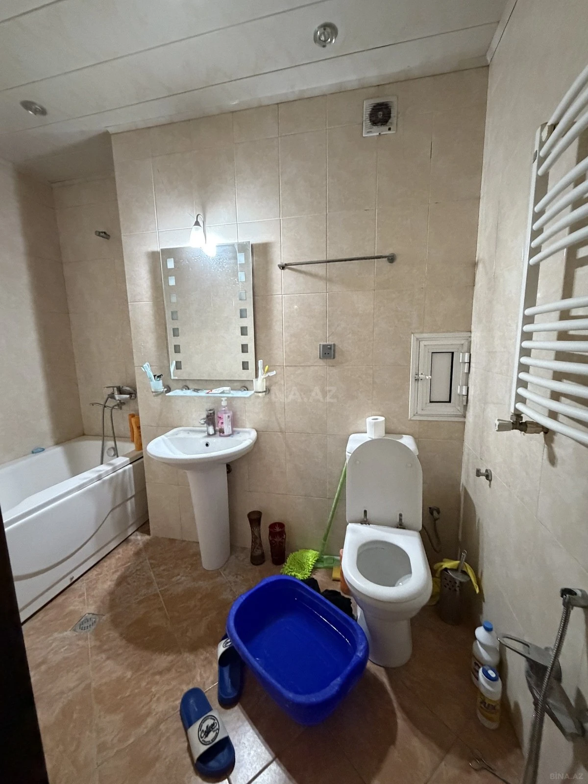 Satılır 2 otaqlı mənzil 73 m²