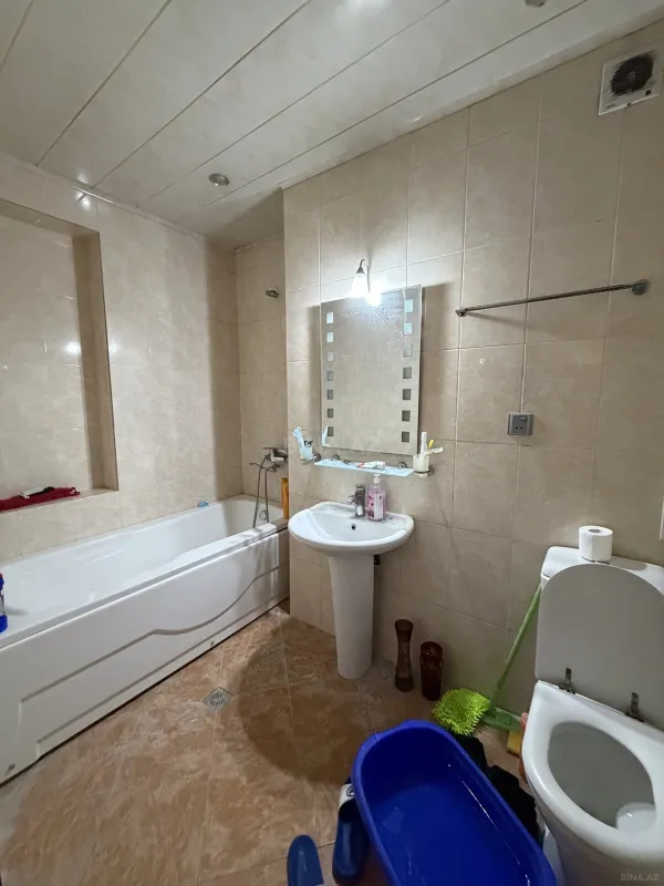 Satılır 2 otaqlı mənzil 73 m²