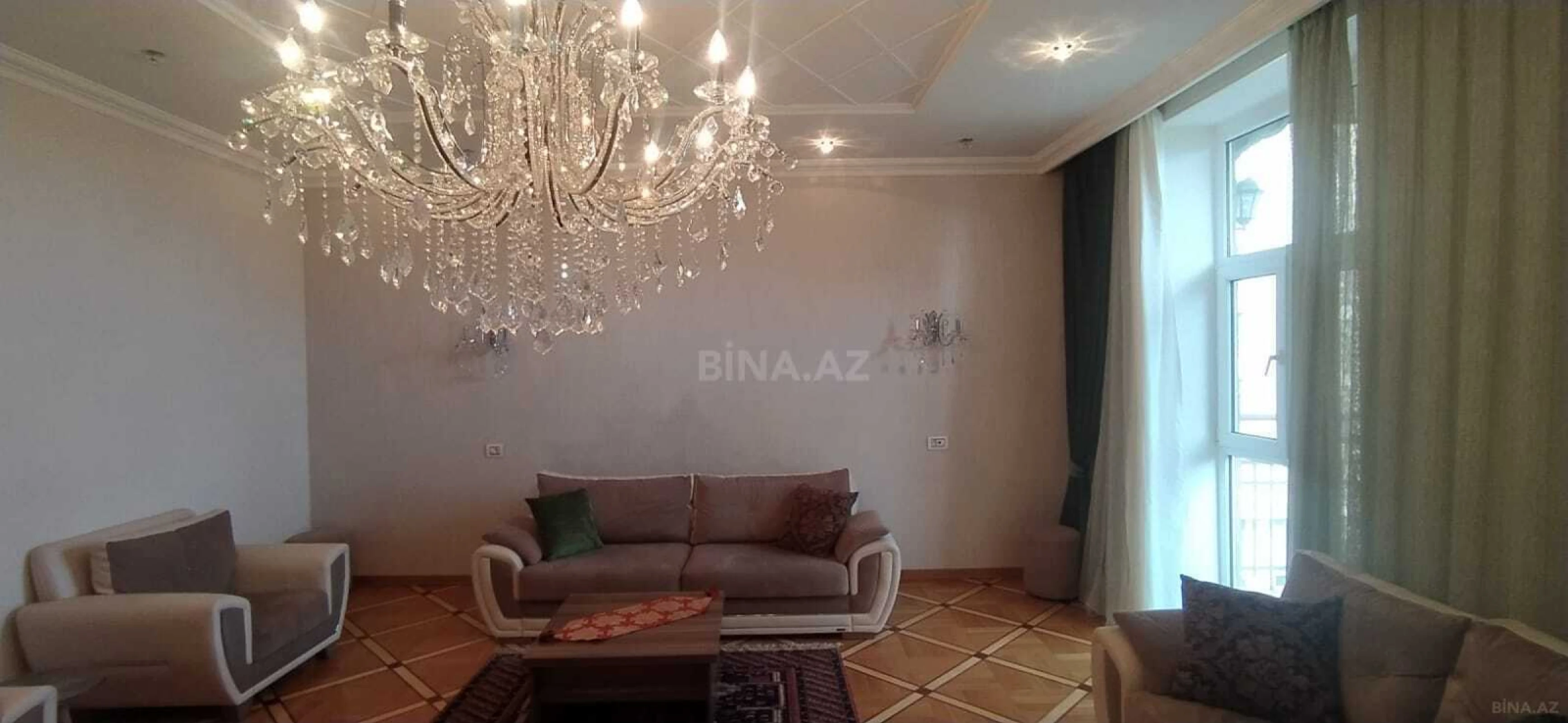 Kirayə verilir 2 otaqlı mənzil 60 m²