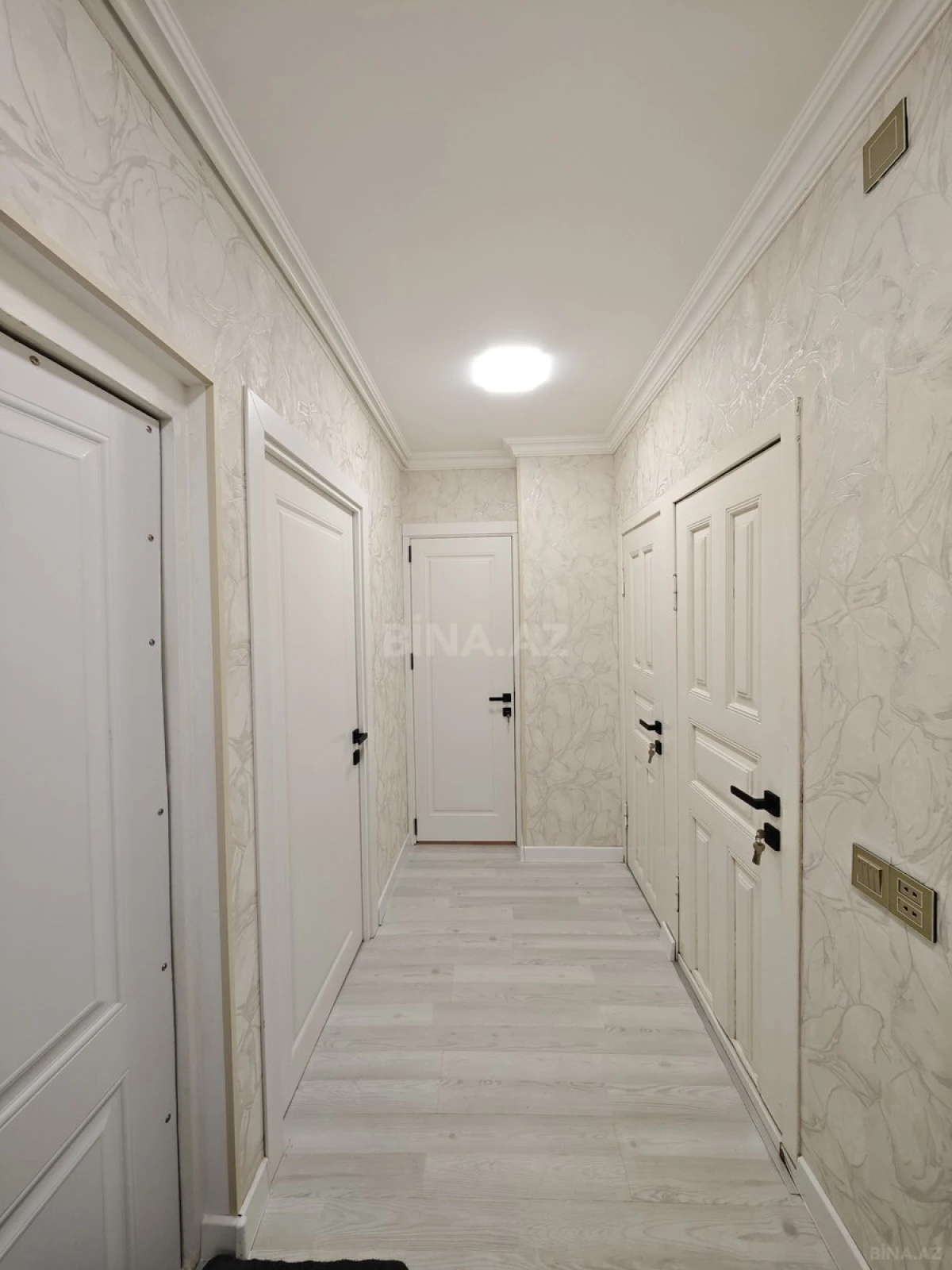 Satılır 3 otaqlı mənzil 60 m²
