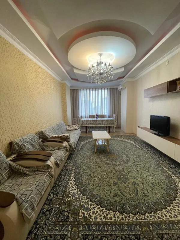 Kirayə verilir 2 otaqlı mənzil 100 m²