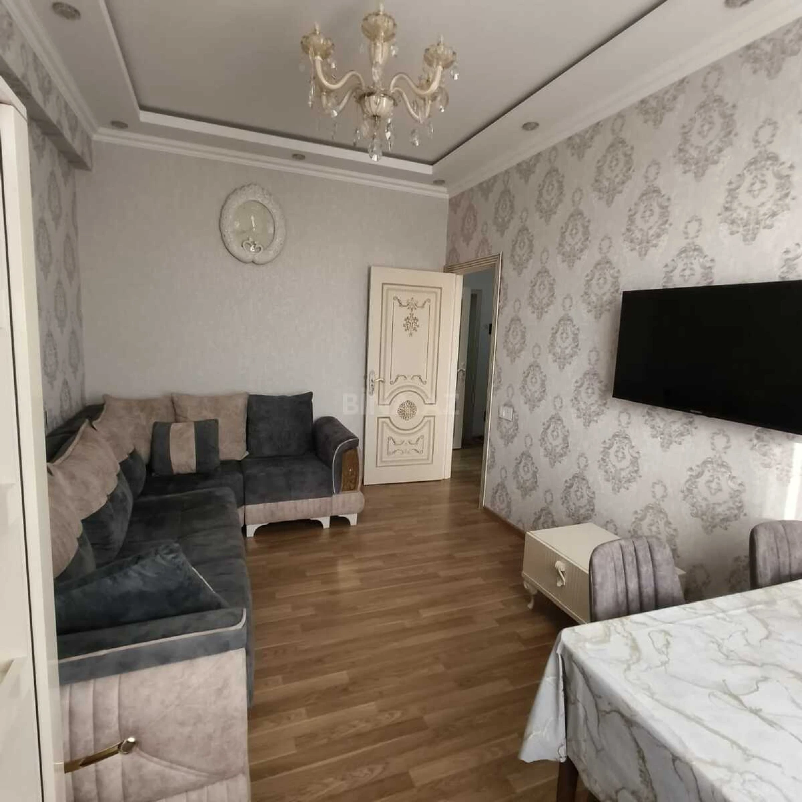 Satılır 2 otaqlı mənzil 50 m²