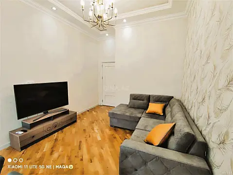 Kirayə verilir 3 otaqlı mənzil 80 m² — Bakı, Nizami 3 otaq 80.00 m²