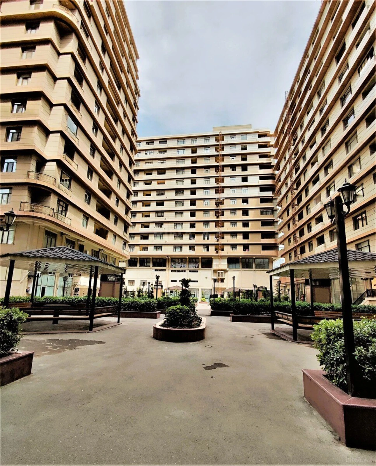 Kirayə verilir 3 otaqlı mənzil 80 m²