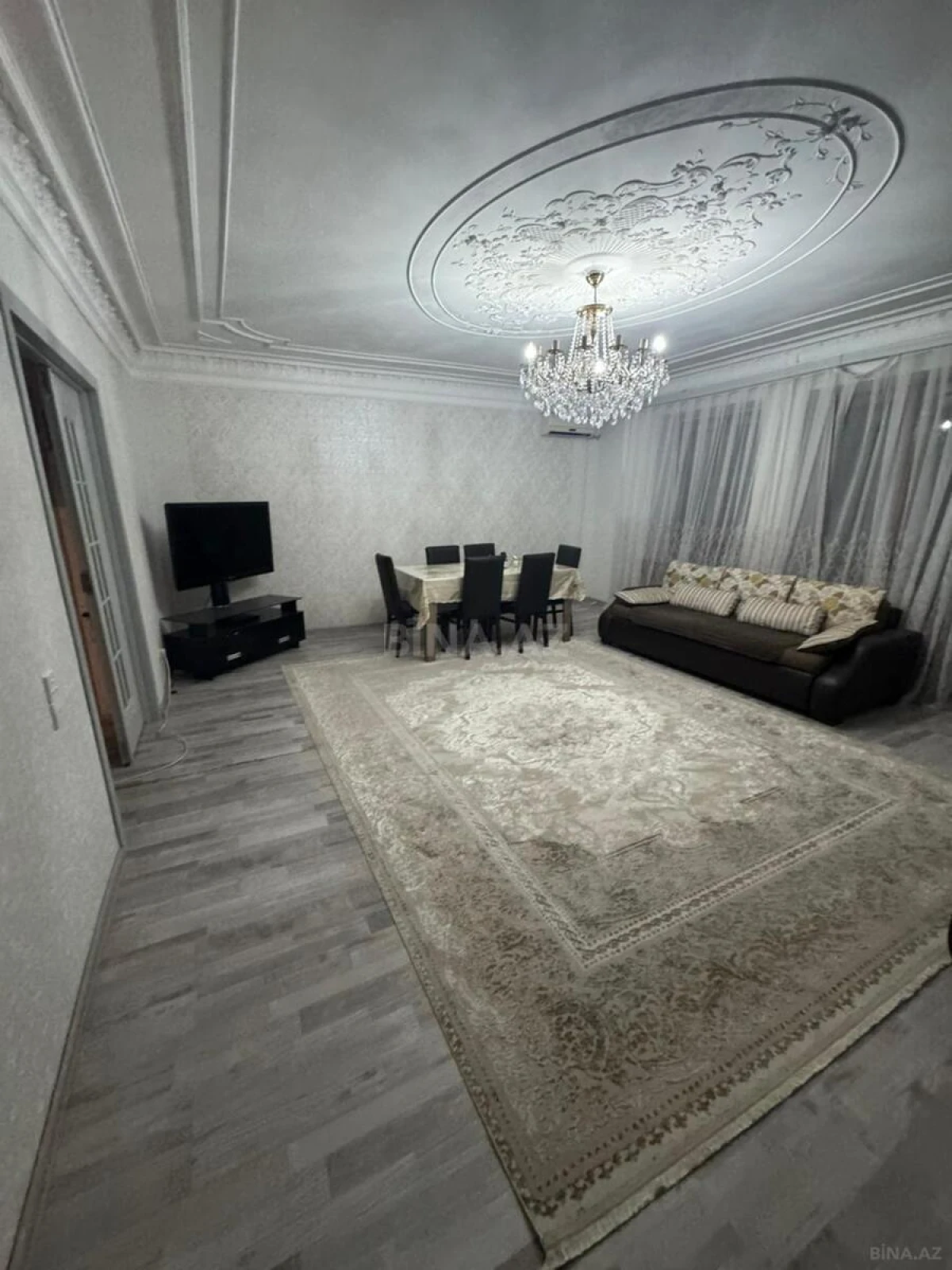 Satılır 3 otaqlı mənzil 90 m²