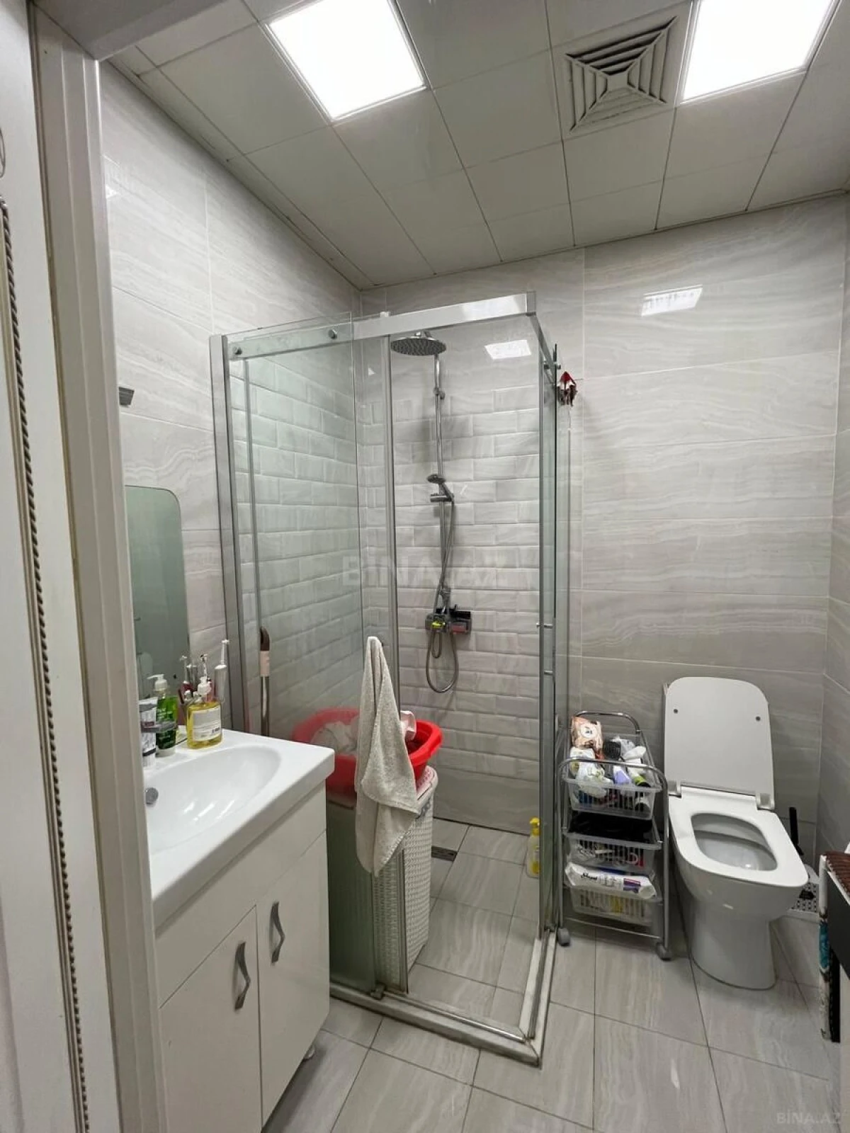 Satılır 3 otaqlı mənzil 96 m²