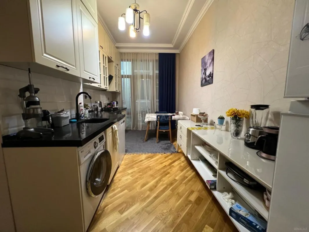 Satılır 3 otaqlı mənzil 96 m²