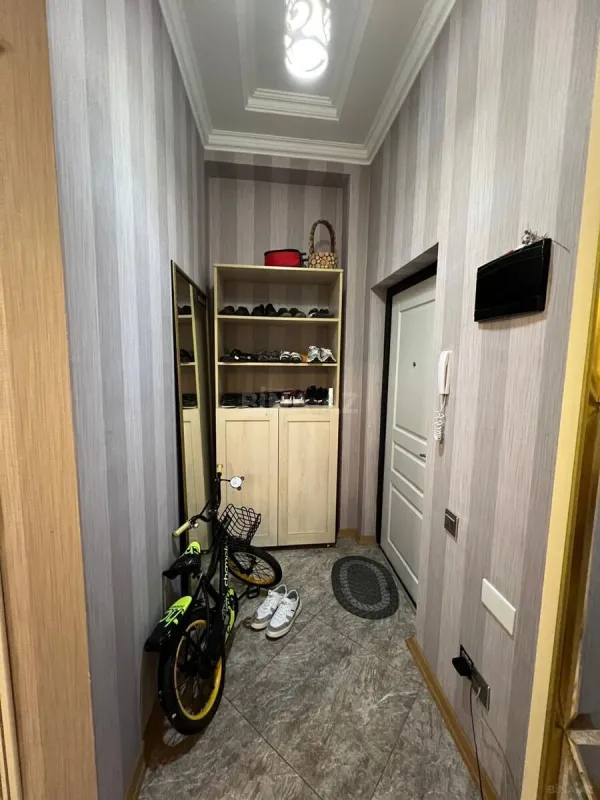 Satılır 3 otaqlı mənzil 96 m²