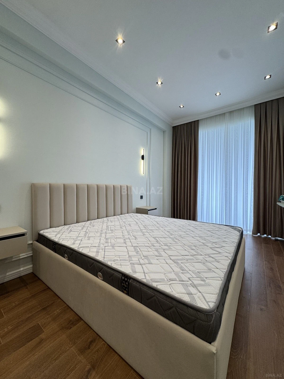 Kirayə verilir 2 otaqlı mənzil 75 m²