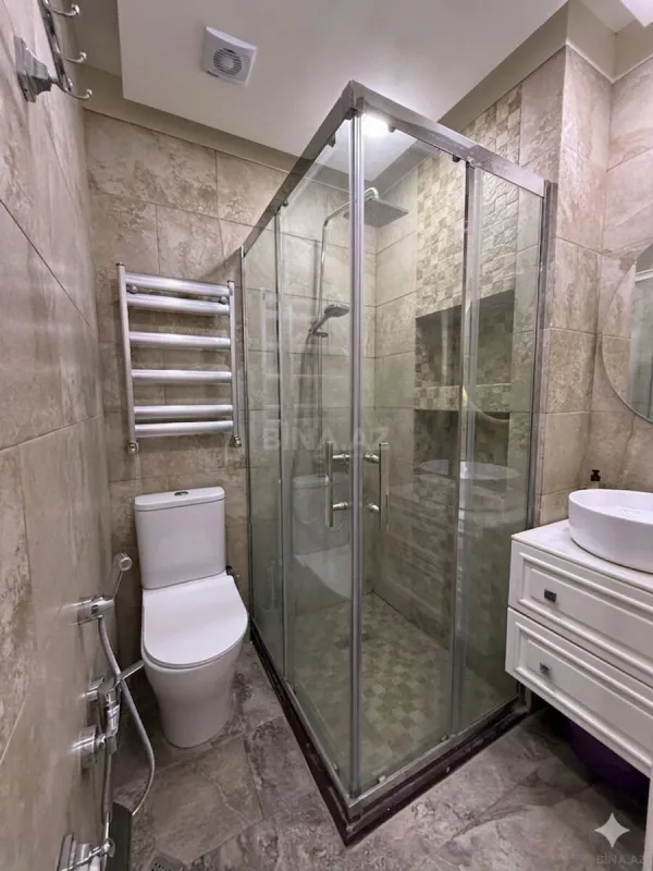 Satılır 2 otaqlı mənzil 70 m²