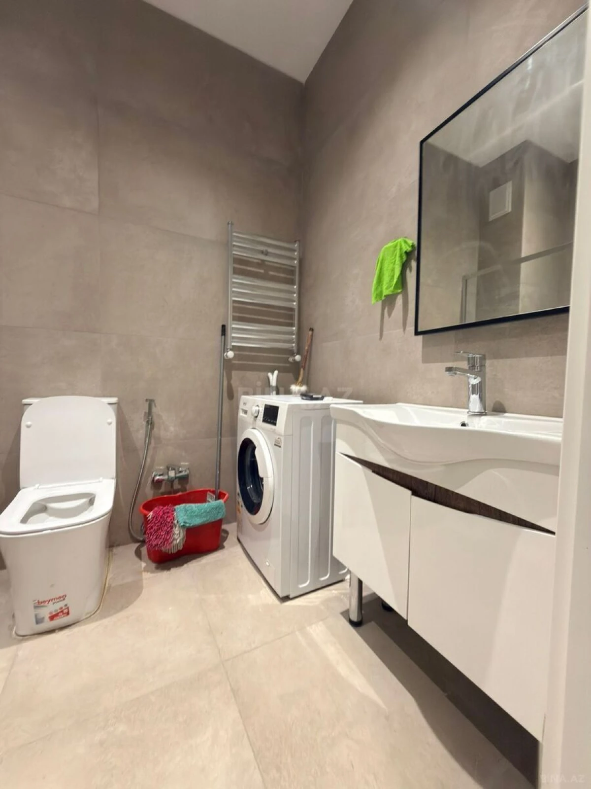 Kirayə verilir 2 otaqlı mənzil 100 m²