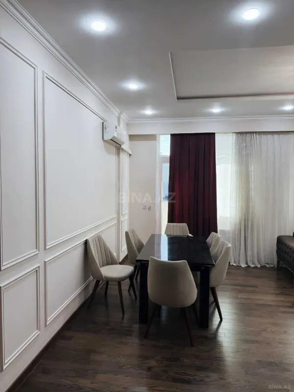 Satılır 3 otaqlı mənzil 120 m²