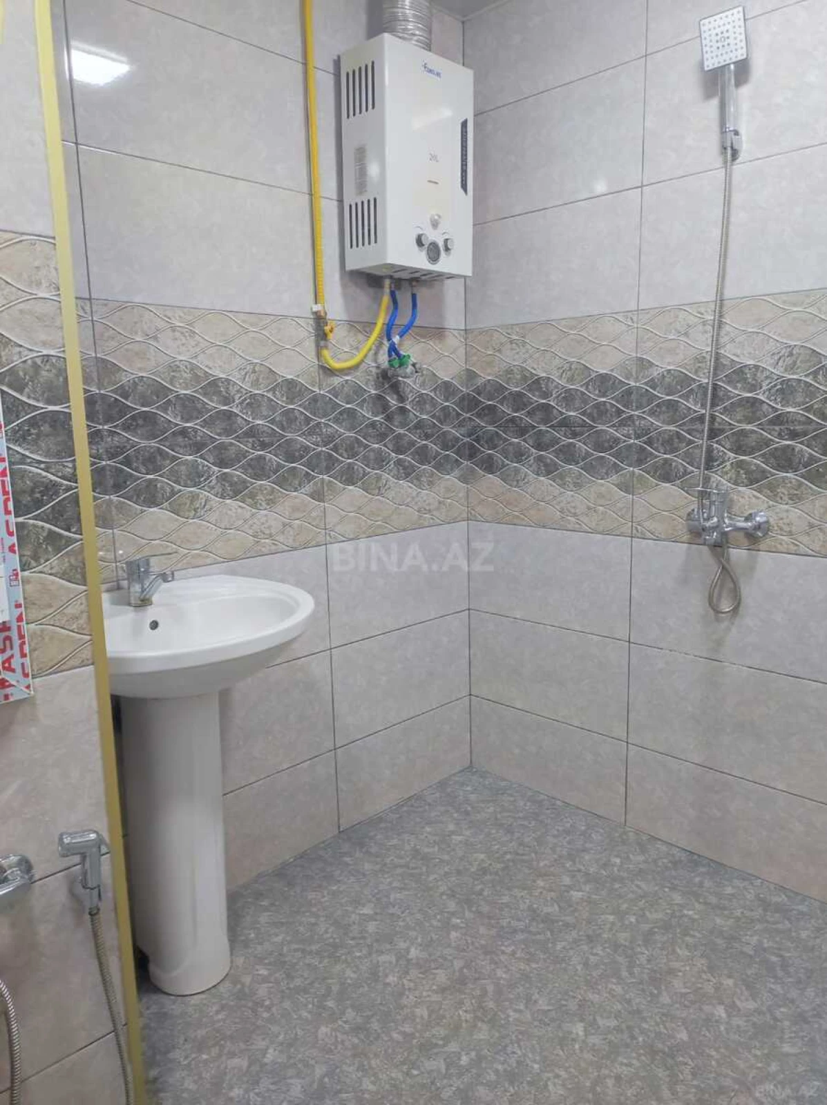 Satılır 2 otaqlı mənzil 45 m²