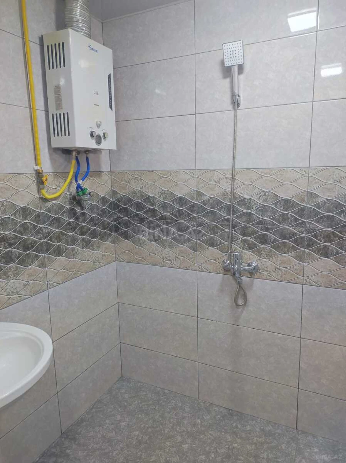 Satılır 2 otaqlı mənzil 45 m²