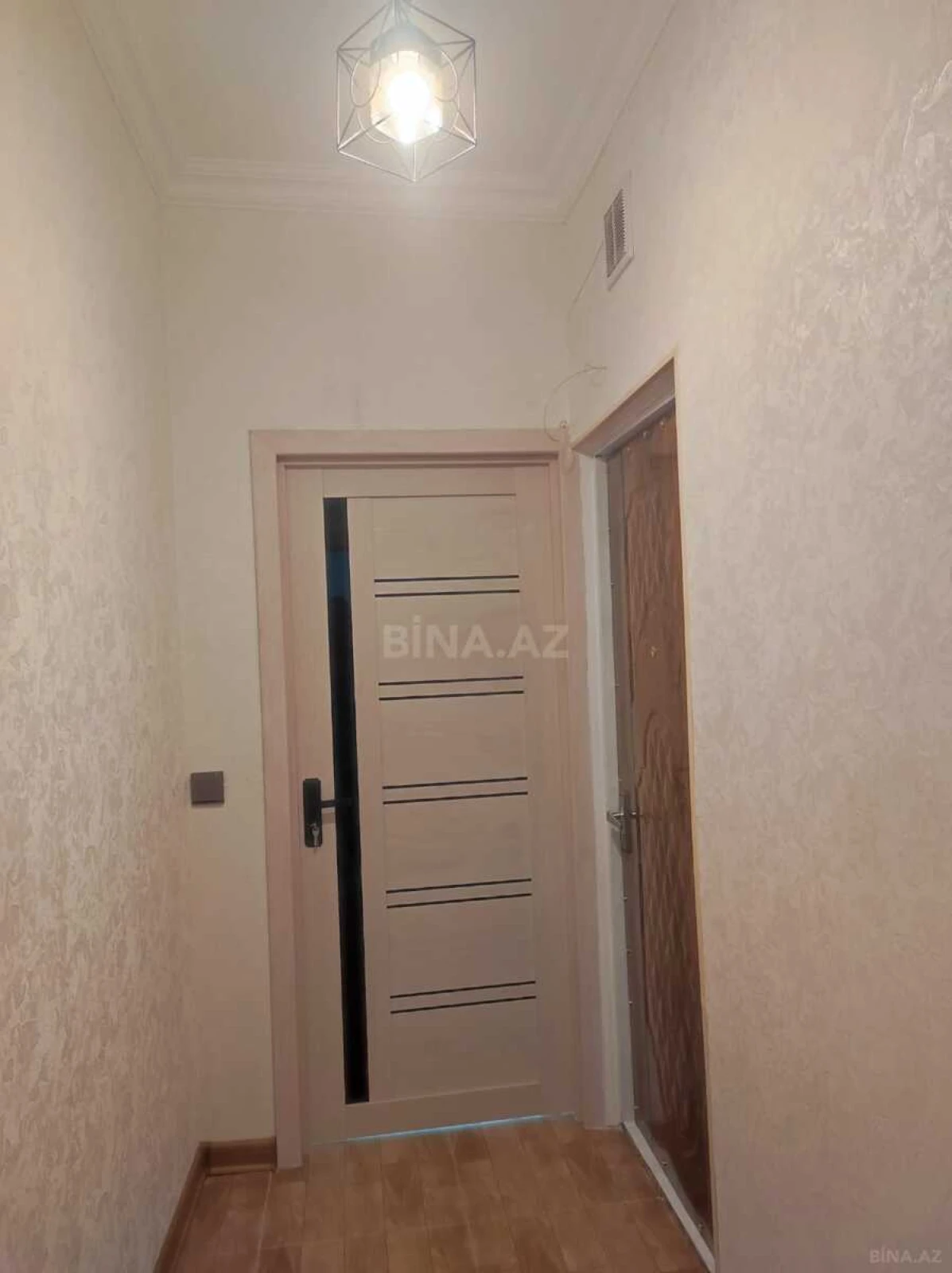 Satılır 2 otaqlı mənzil 45 m²