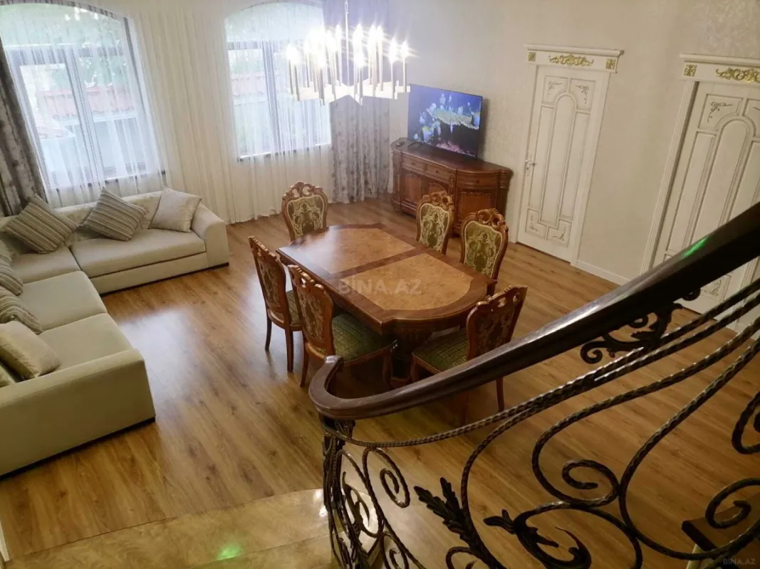 Kirayə verilir 5 otaqlı həyət evi 300 m²