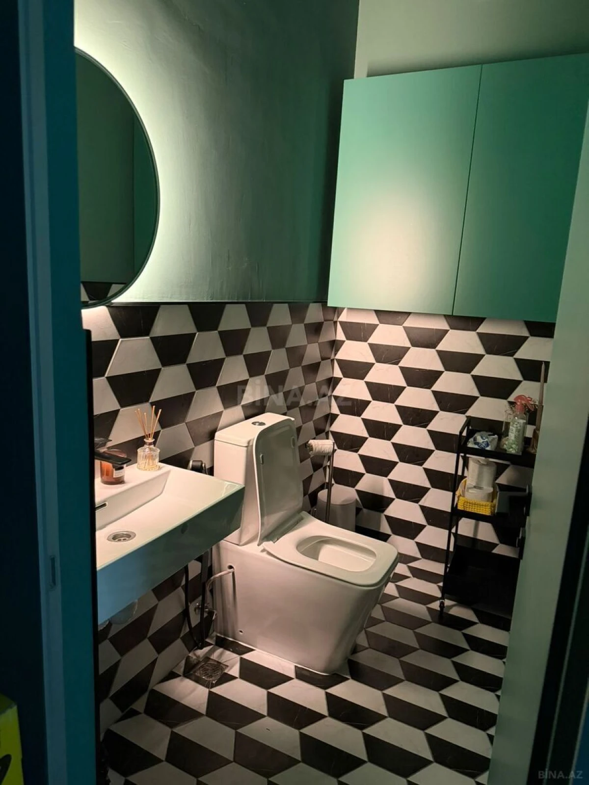 Kirayə verilir obyekt 150 m²