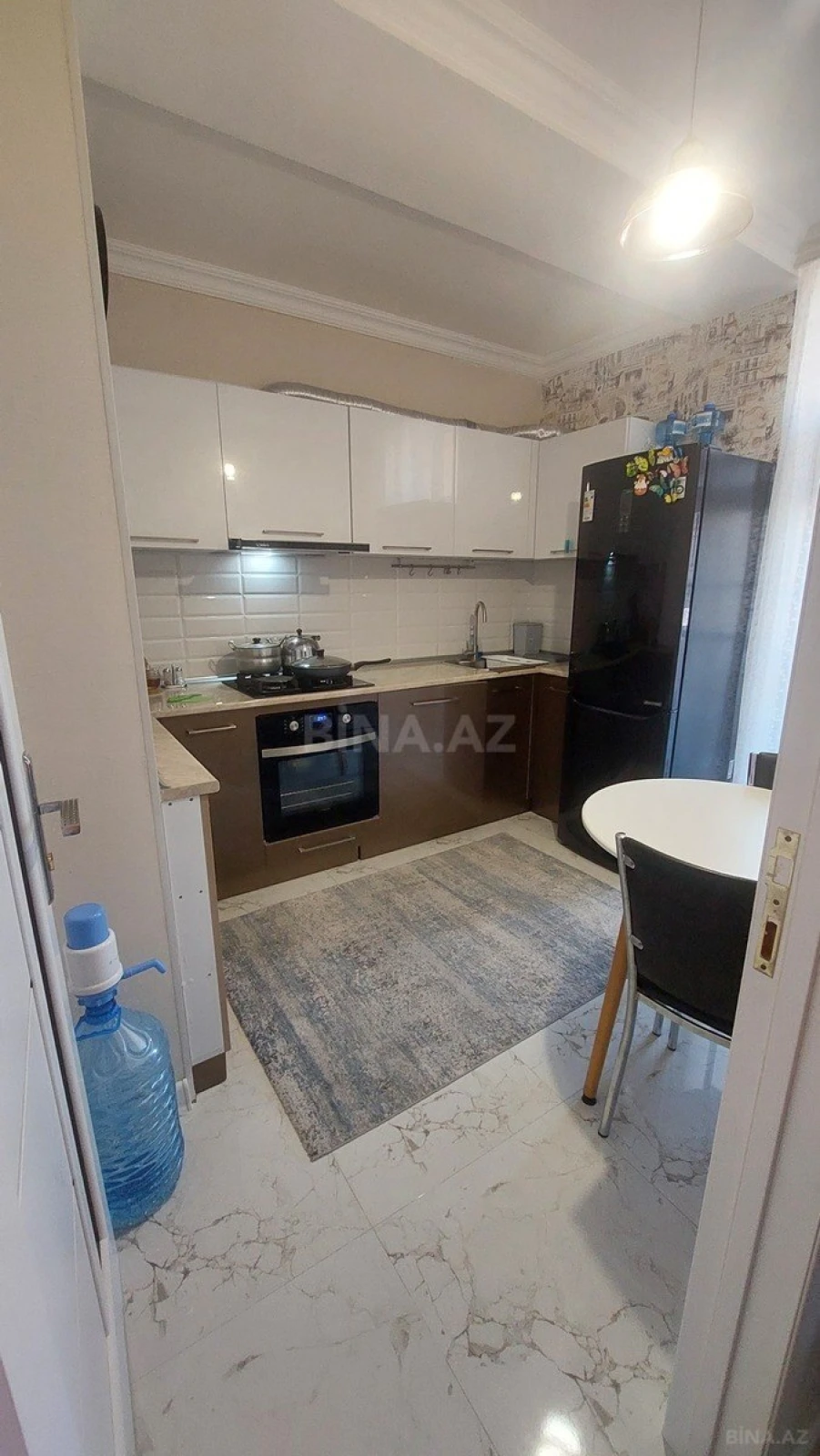 Satılır 2 otaqlı mənzil 63 m²
