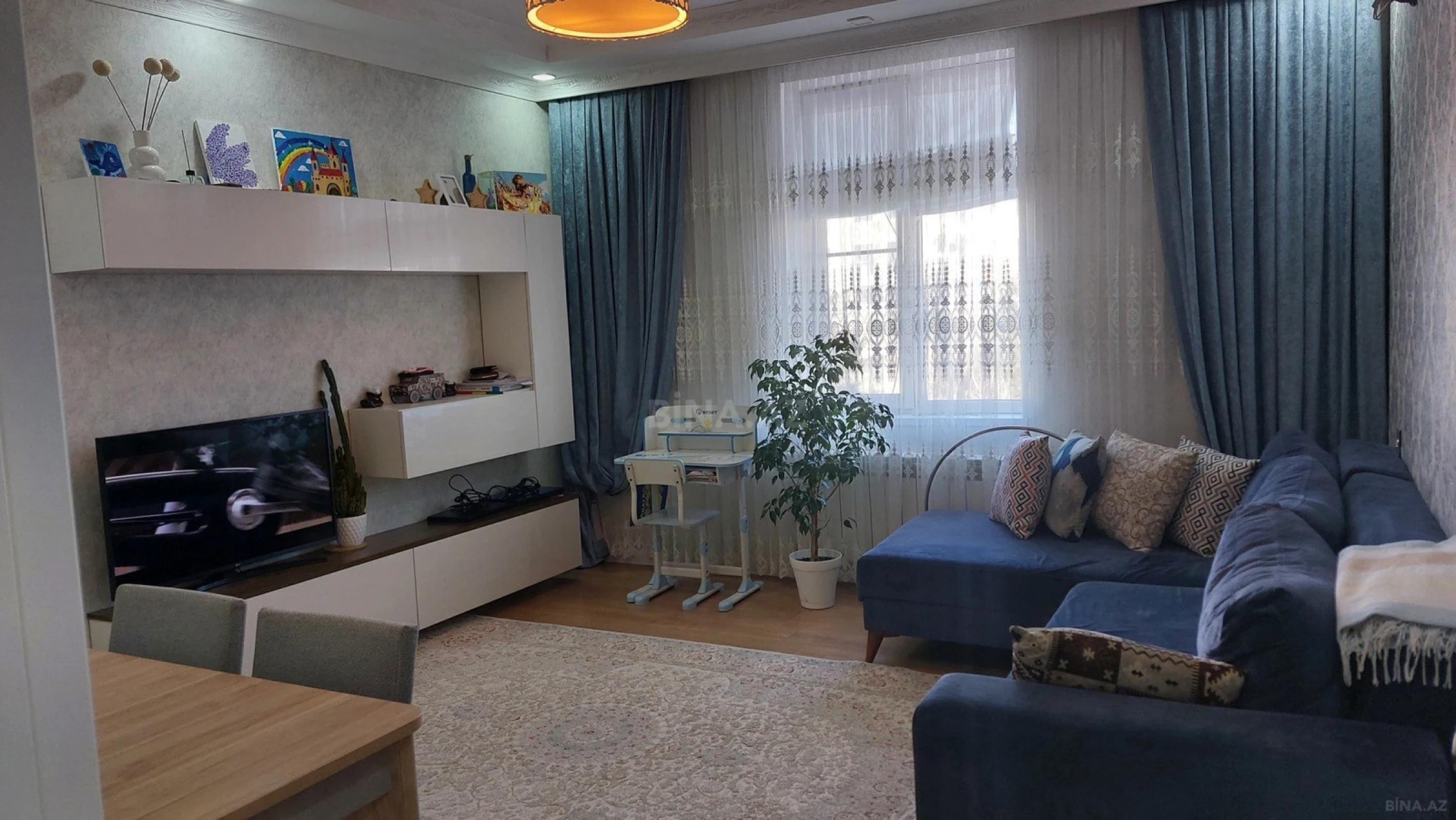 Satılır 2 otaqlı mənzil 63 m²